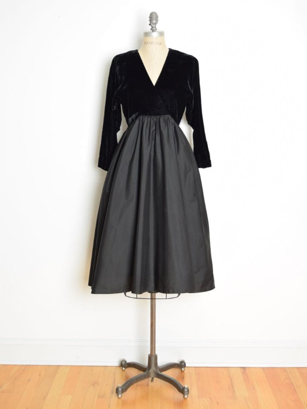 vintage 80s party dress black velvet swishy babydoll dolman cocktail midi S